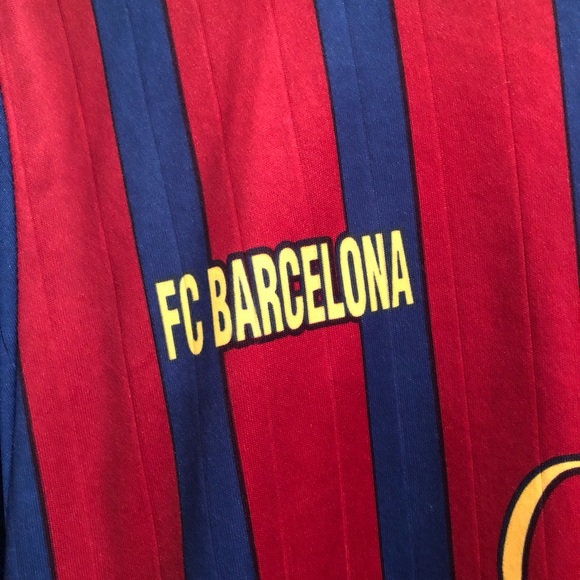 FC Barcelona vintage/old school jersey - Picture 5 of 7